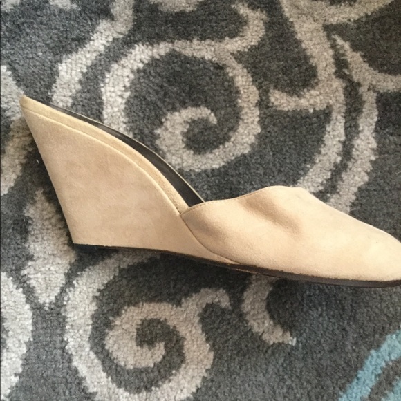 Robert Clergerie Tan Suede Mules Size 9 - Picture 2 of 6